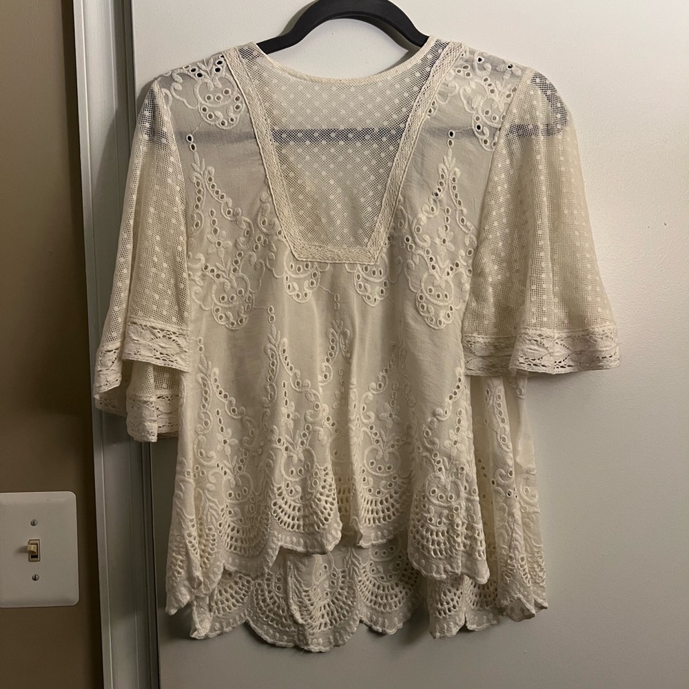 NWT Zara Cream Lace Women’s Top